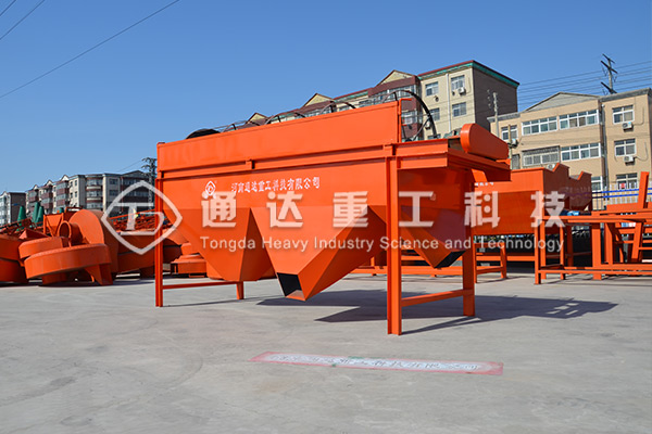  一套年產(chǎn)1萬(wàn)噸的復(fù)合肥生產(chǎn)線(xiàn)多少錢(qián)?復(fù)合肥生產(chǎn)設(shè)備價(jià)格投資費(fèi)用多少?